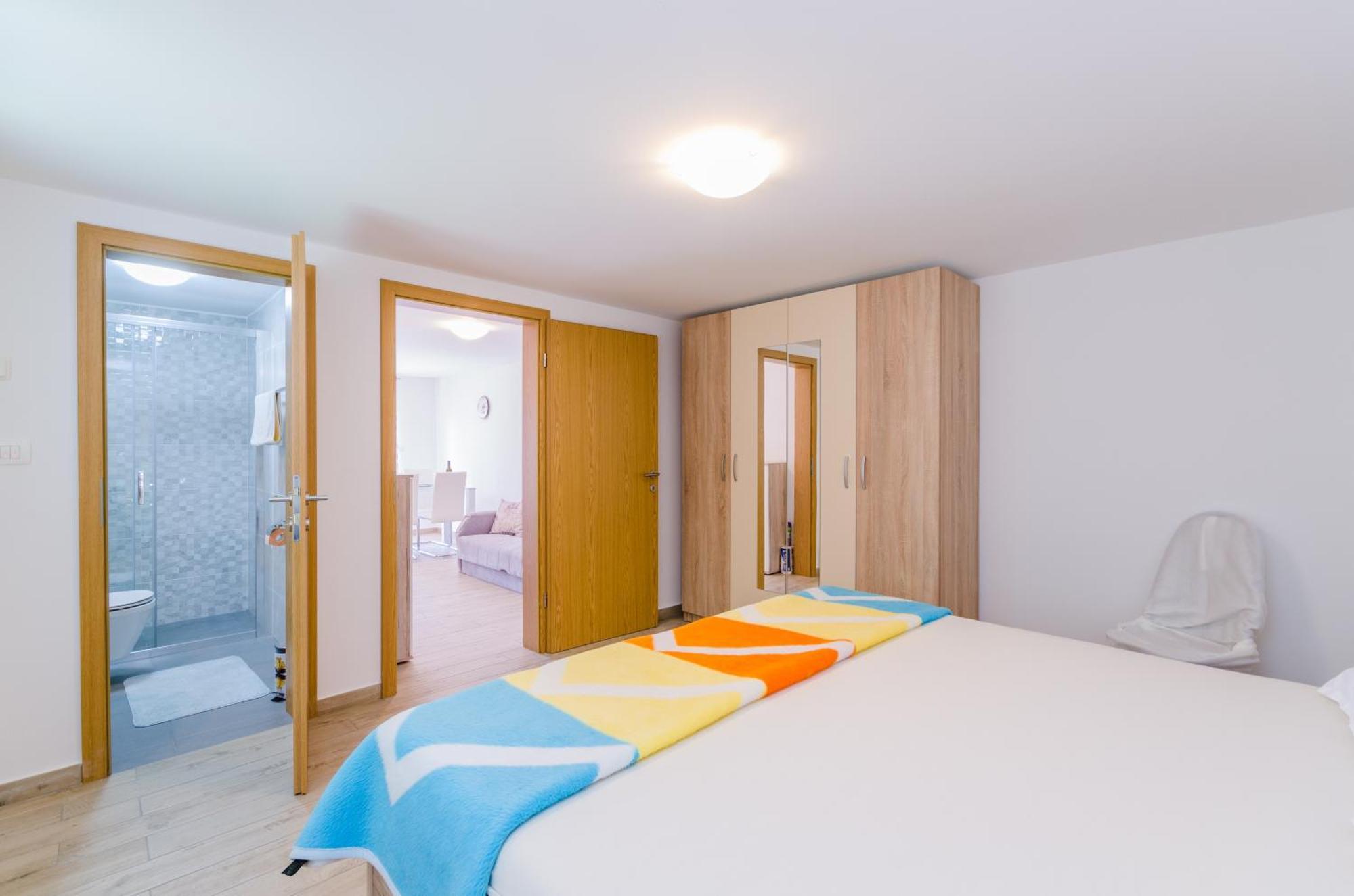 Leng Appartement Dramalj Buitenkant foto