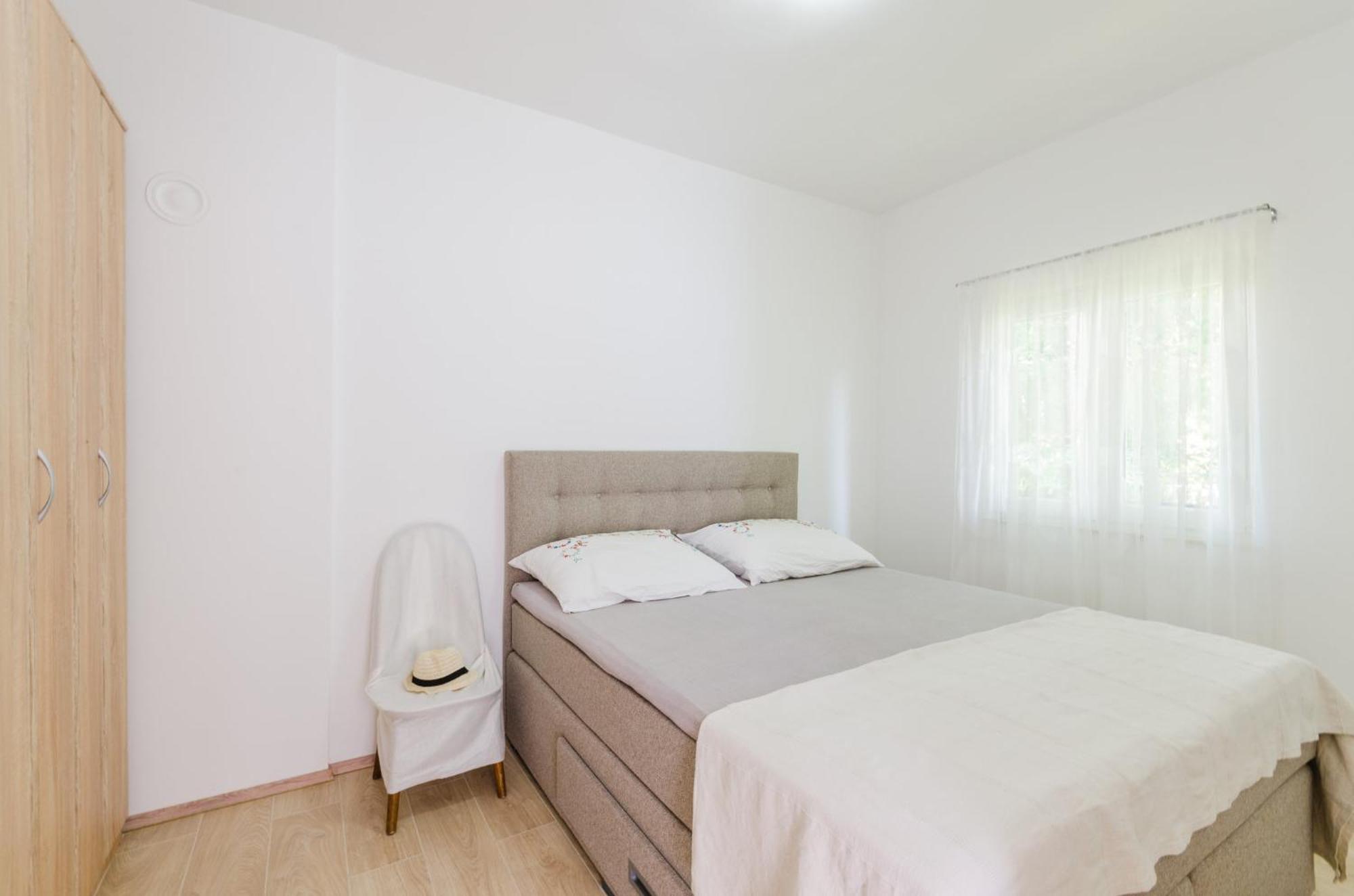 Leng Appartement Dramalj Buitenkant foto